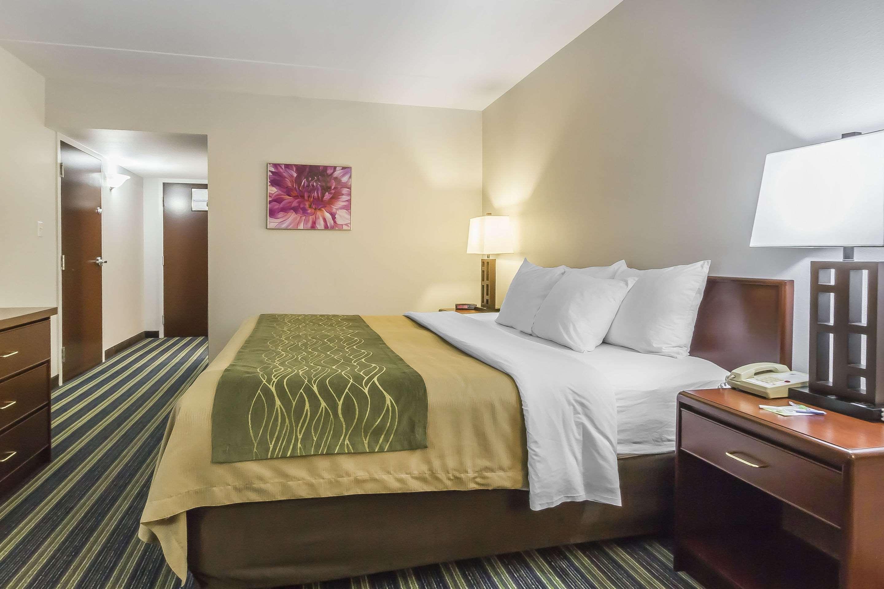 Comfort Inn & Suites Moose Jaw Εξωτερικό φωτογραφία