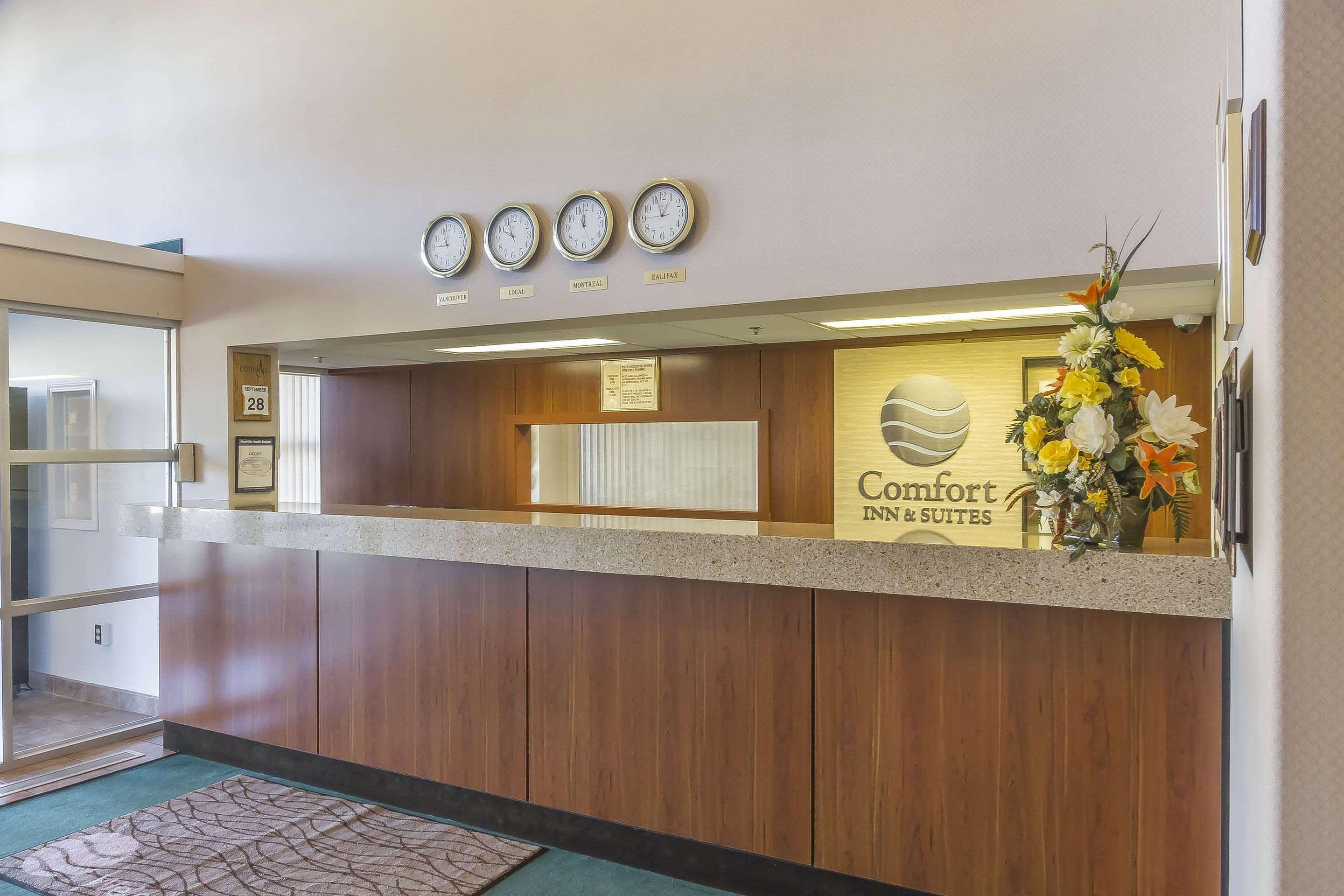 Comfort Inn & Suites Moose Jaw Εξωτερικό φωτογραφία